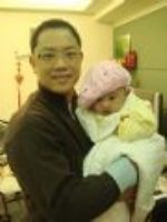 20080103 琳在娃娃車裡翻個身