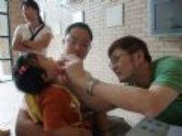20090517 肌肉琳吊單槓