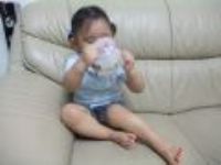 20090520 在沙發上擺POSE