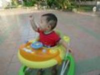 20110925 安娜自在騎腳踏車囉