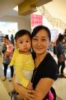 20111127 Hello Kitty爬行比賽!